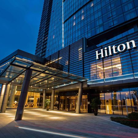 Hilton Wuhan Yangtze Riverside Kültér fotó