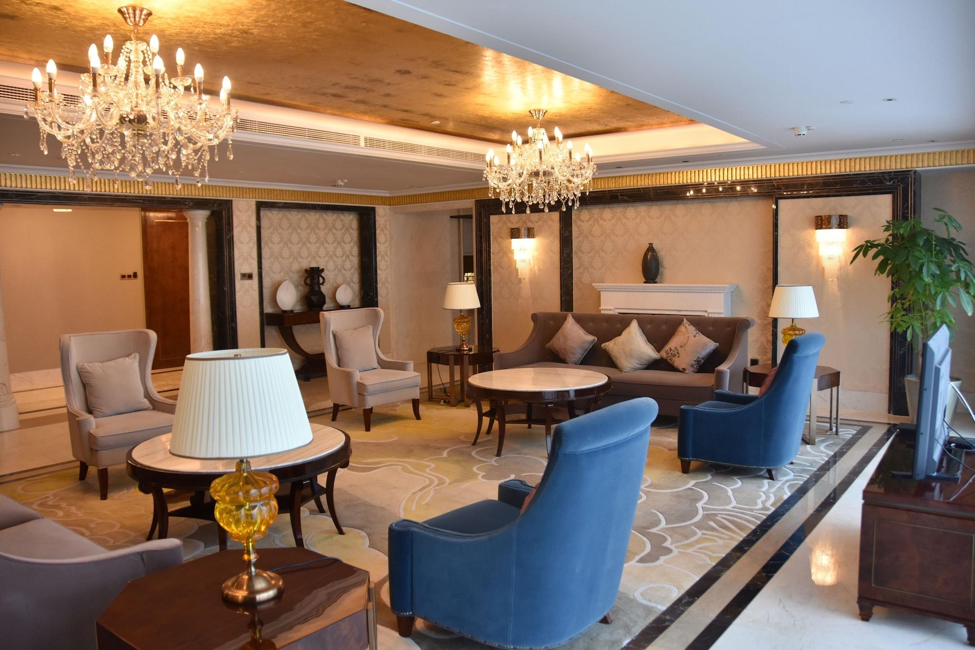 Hilton Wuhan Yangtze Riverside Kültér fotó