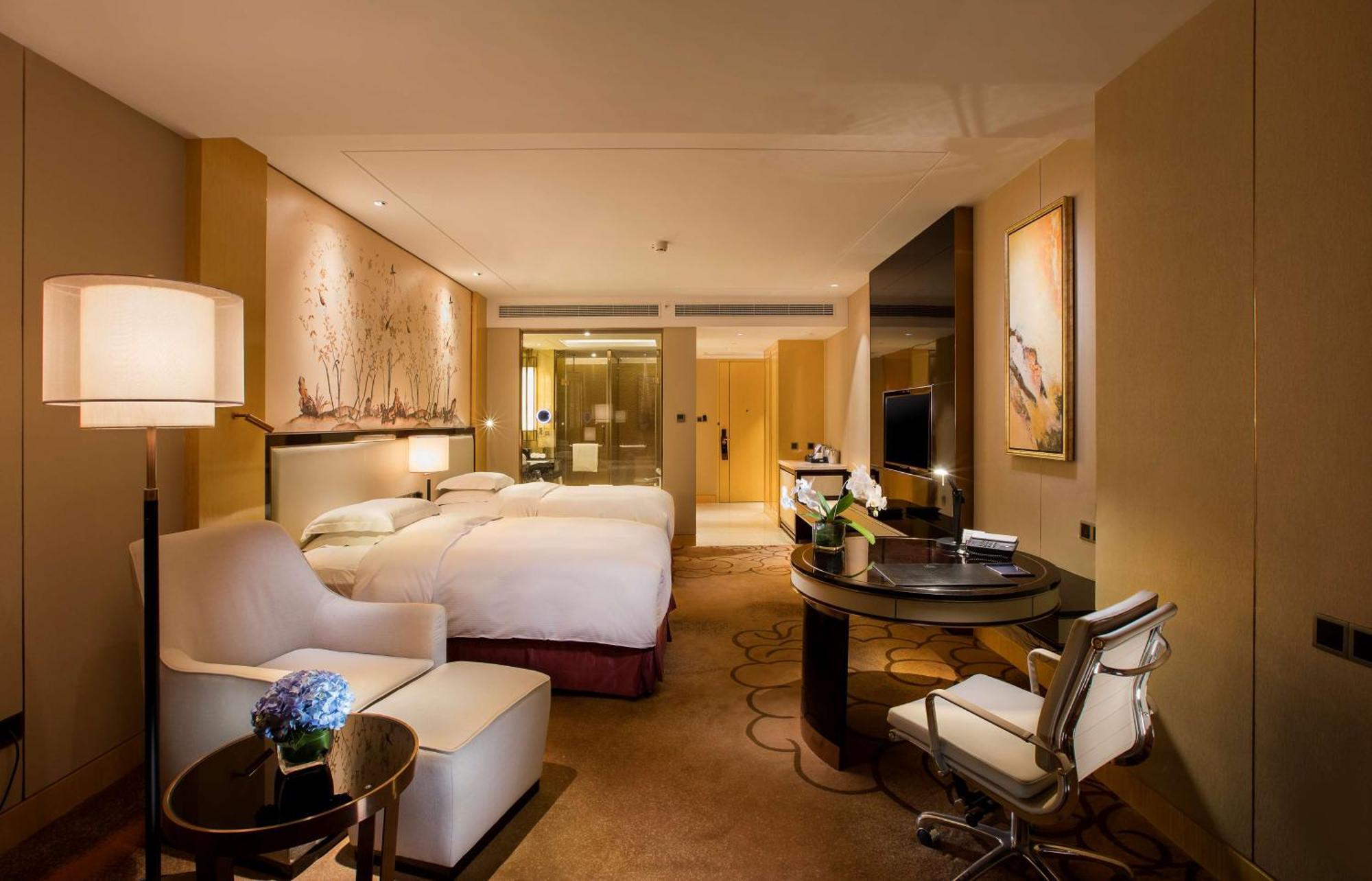 Hilton Wuhan Yangtze Riverside Kültér fotó