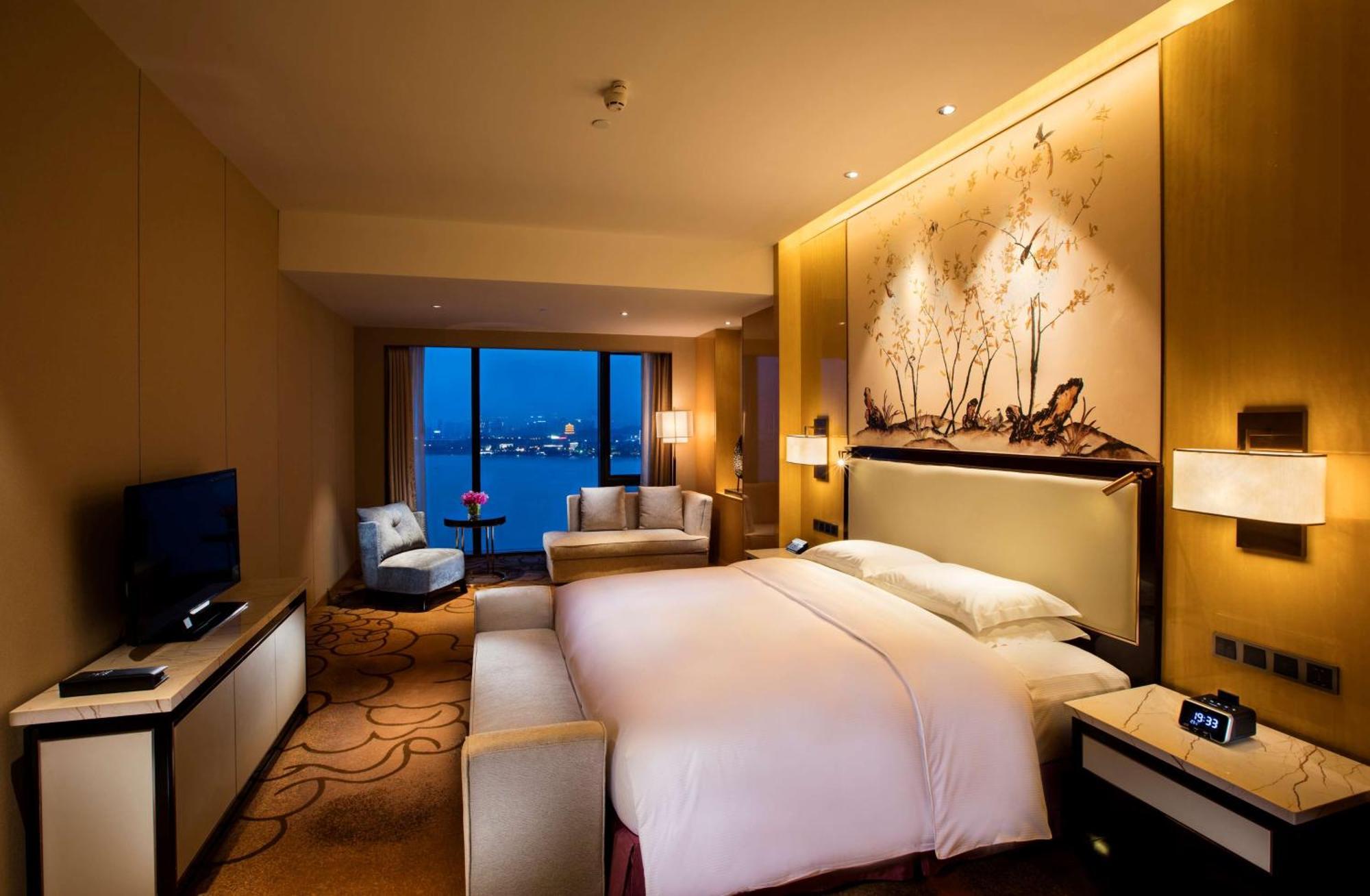 Hilton Wuhan Yangtze Riverside Kültér fotó
