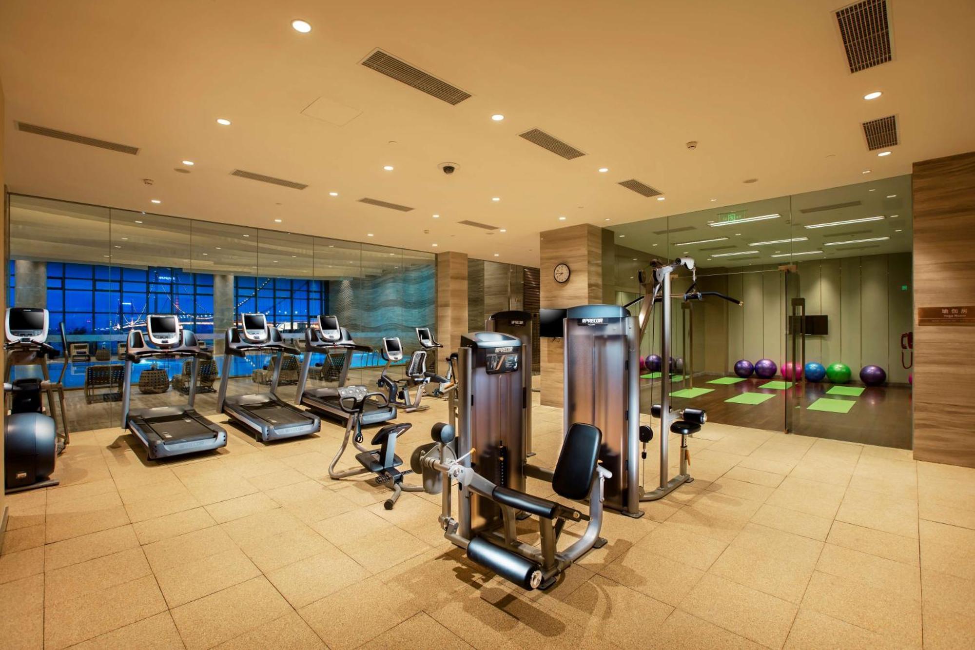 Hilton Wuhan Yangtze Riverside Kültér fotó