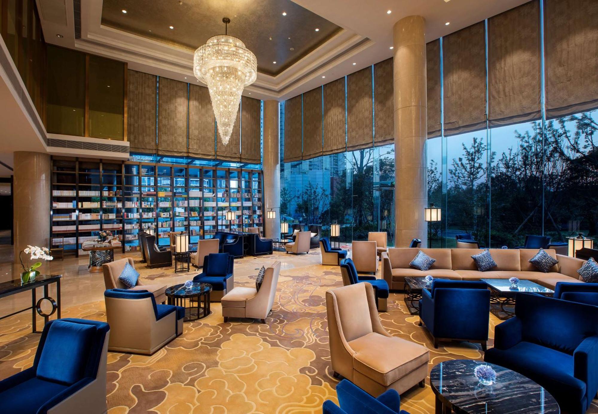 Hilton Wuhan Yangtze Riverside Kültér fotó