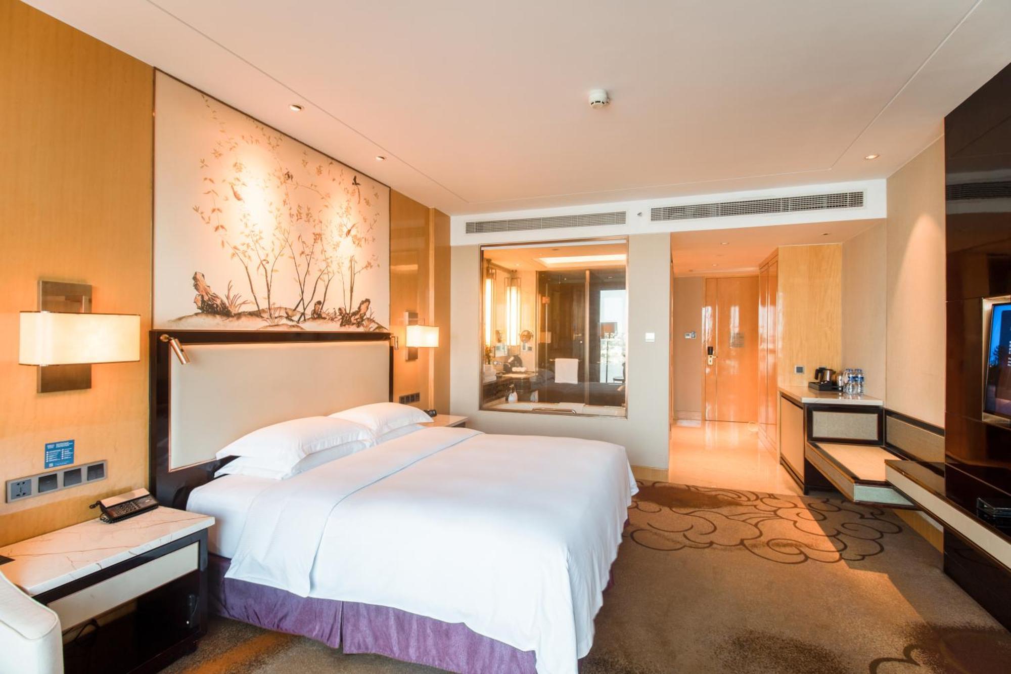 Hilton Wuhan Yangtze Riverside Kültér fotó