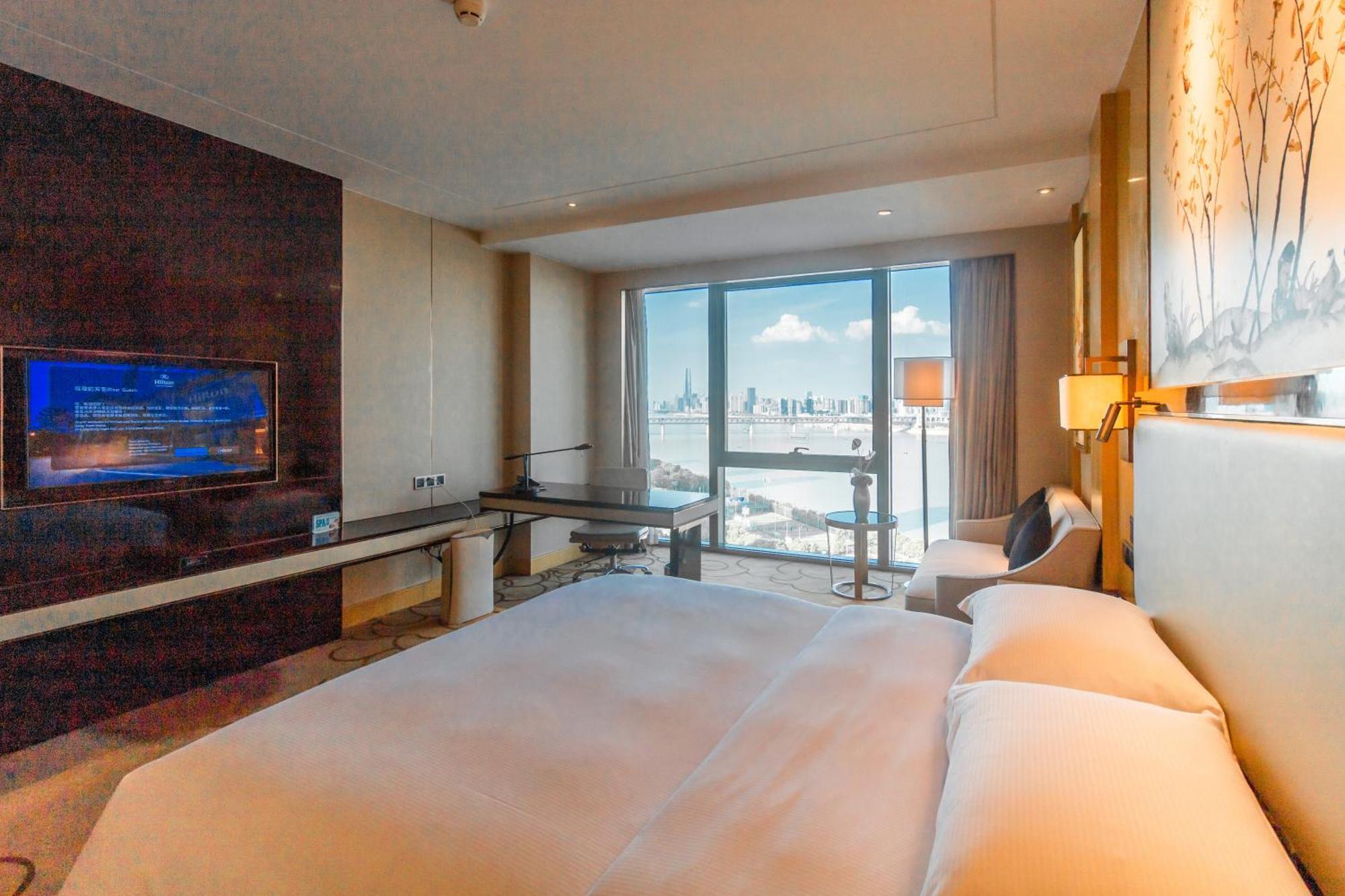 Hilton Wuhan Yangtze Riverside Kültér fotó